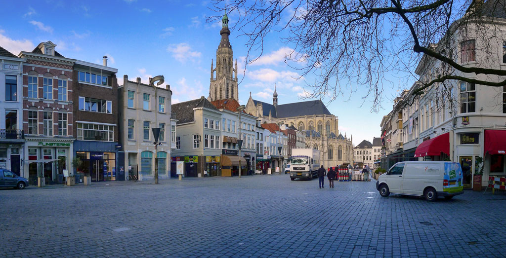 rynek w Bredzie