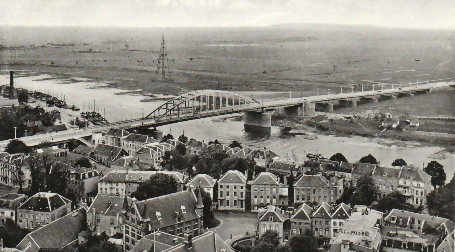 Most na Renie w Nijmegen