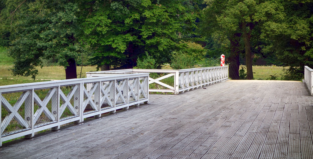 Granica, Zamek Park Mużakowski Bad Muskau