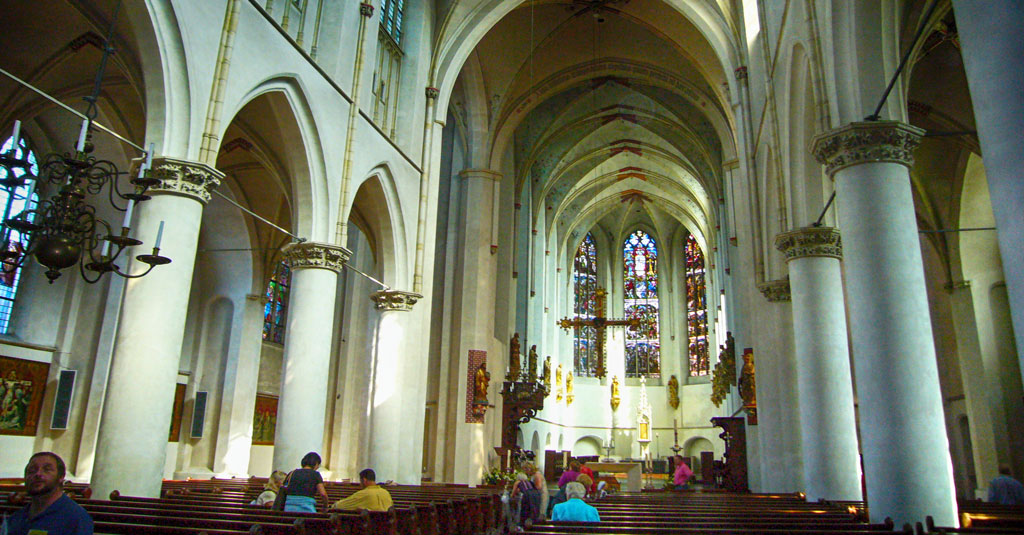 kościół katedra w likwidacji