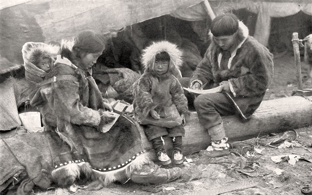rodzina Inuitów