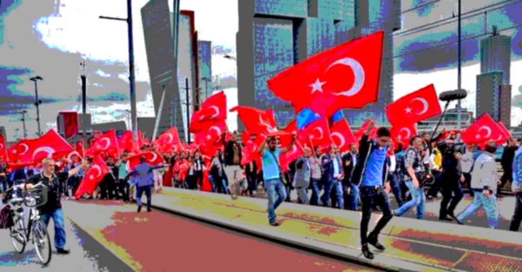 Demonstracja Turków w Rotterdamie