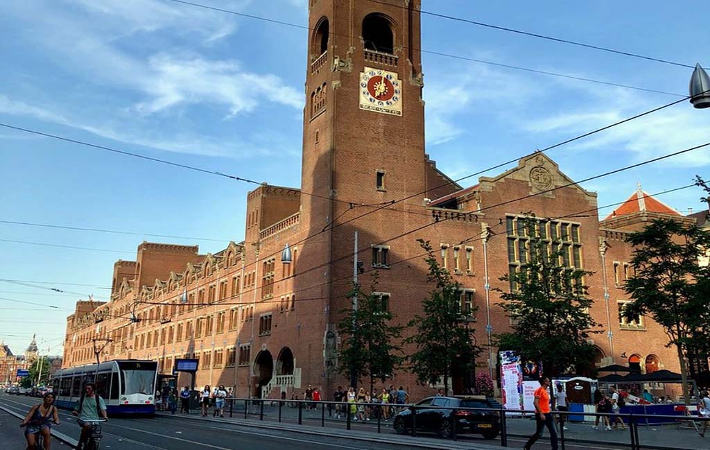 Były budynek giełdy w Amsterdamie