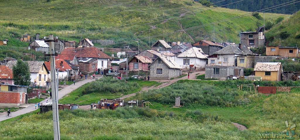Cygańska wieś na Słowacji w 200